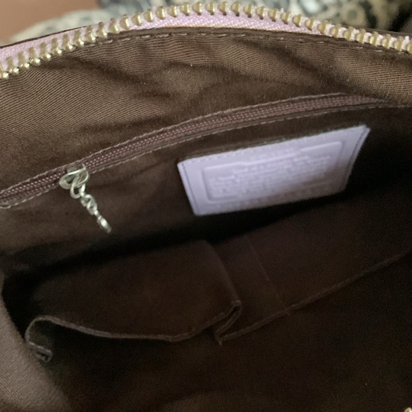 Coach Crossbody/Shoulder Leather Bag, Lavender Color - Picture 4 of 16